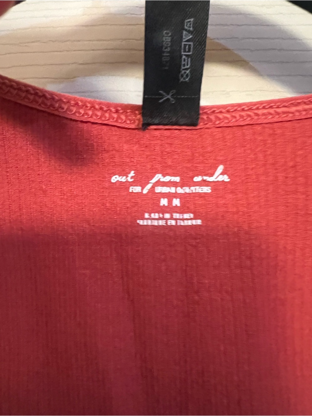 Urban Outfitters Ribbed Deep V Crop Top - Red - Picture 3 of 3